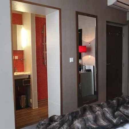 By Bhc Отель 3*